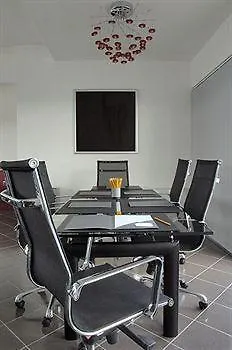 Executive פורלי