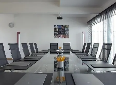 Hotel Executive