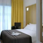 فندق Executive 4*