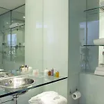 Executive فندق