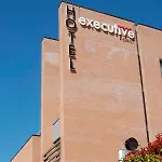 فندق Executive 4*